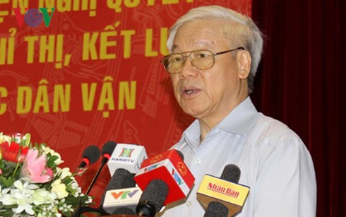 Conference to launch the 12th National Party Congress’s resolution on mass mobilization - ảnh 1